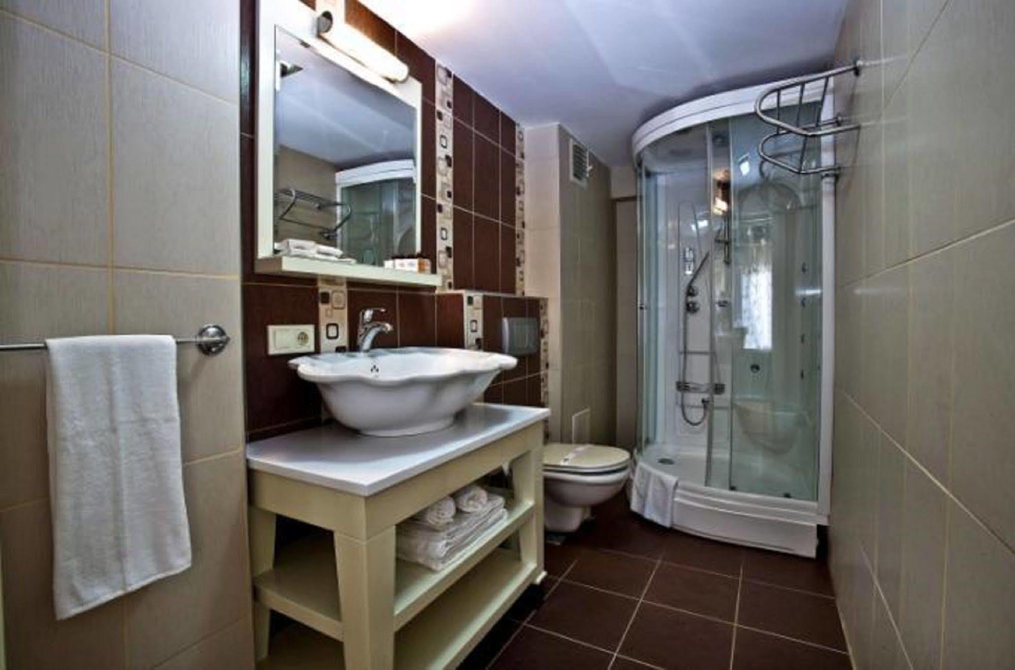 Q Hotel Laleli Стамбул Екстер'єр фото